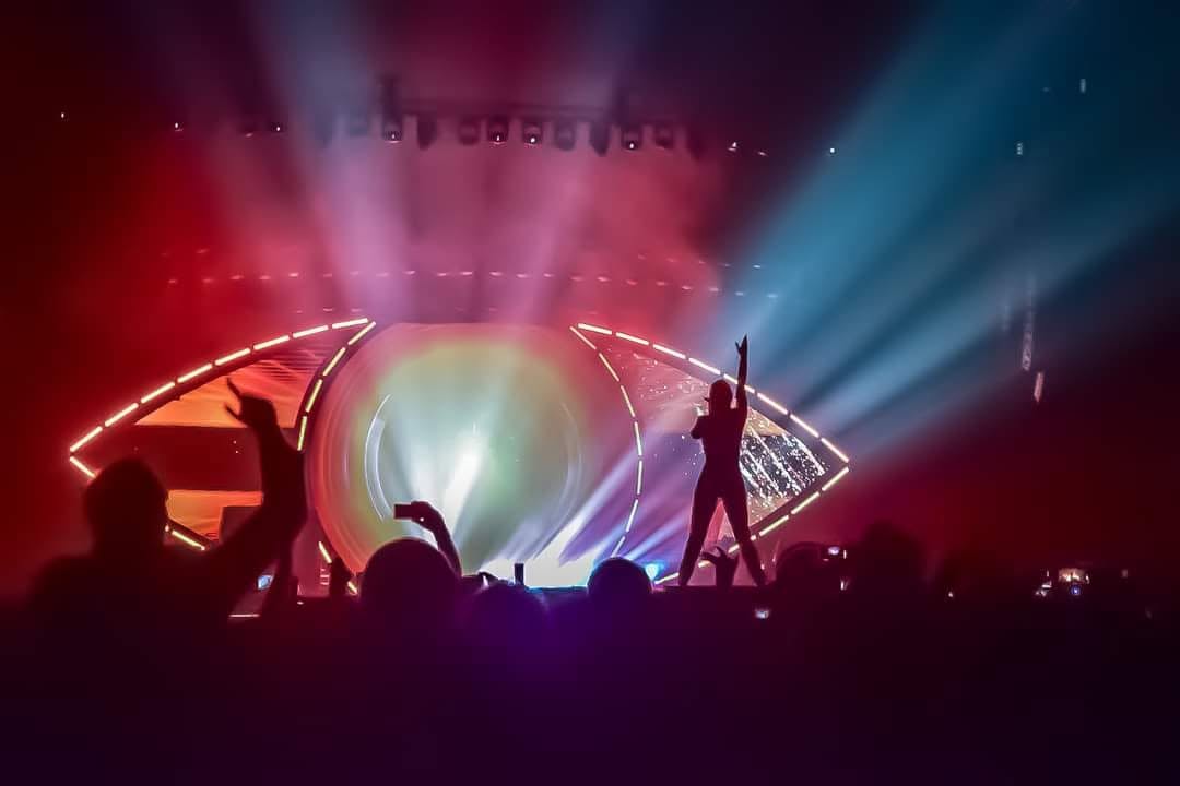 Katy Perry arena production