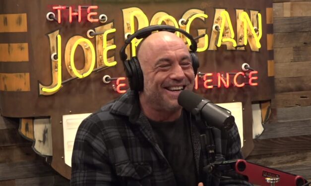 Joe Rogan Experience #2090 – Bobby Lee