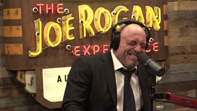 Joe Rogan Experience #2093 – Sober October Crew