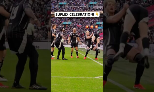 😱 Logan Paul SUPLEXED Joe Weller!