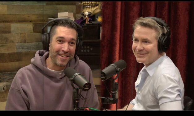 Joe Rogan Experience #2303 – Dave Smith & Douglas Murray