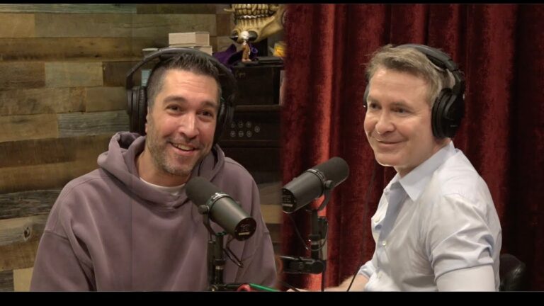 Joe Rogan Experience #2303 – Dave Smith & Douglas Murray