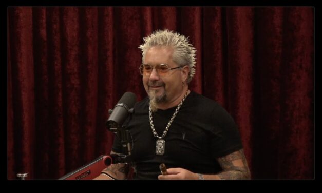 Joe Rogan Experience #2323 – Guy Fieri