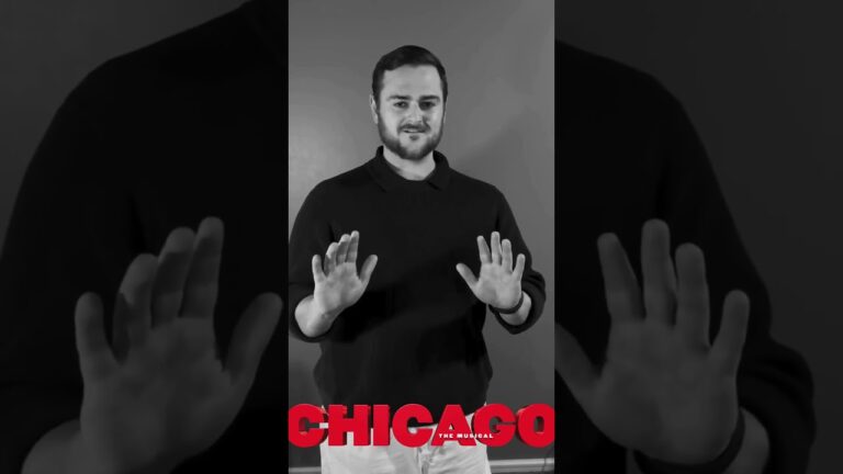 Dean de Klerk as Amos Hart 💋 #ChicagoSA