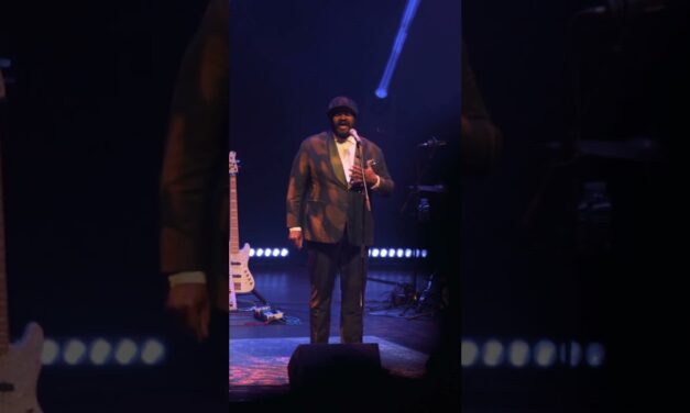 The voice that moves the world, Gregory Porter
