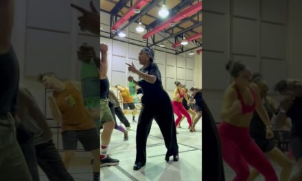 Pretty Woman: The Musical Rehearsals Seek Peek!