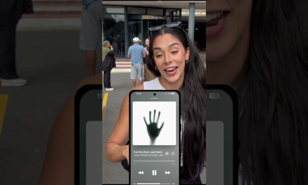 42 Questions with Leah Mari aka thee gorgeous Vivian Ward in Pretty Woman: The Musical!