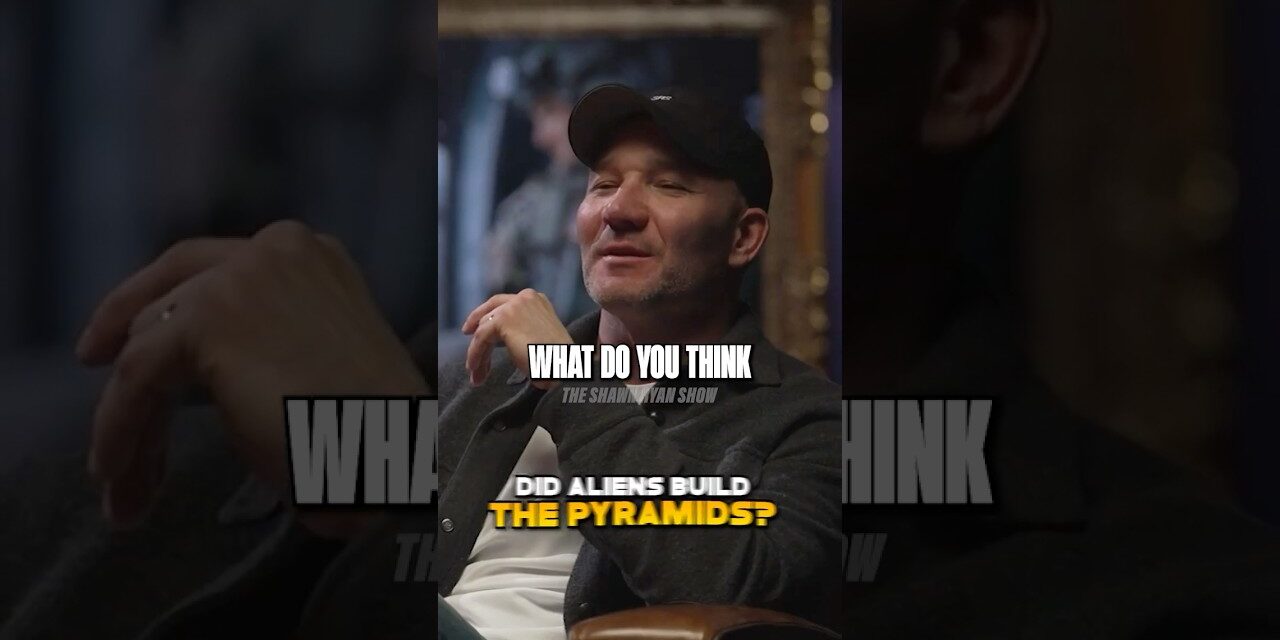 Did Aliens Build The Pyramids?! 🤔