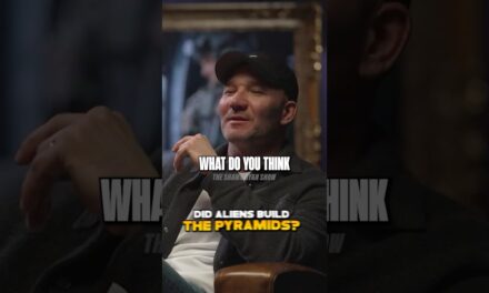 Did Aliens Build The Pyramids?! 🤔