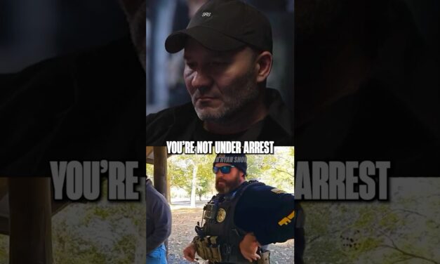 This Predator Trying Luring Kids Off Roblox 😳