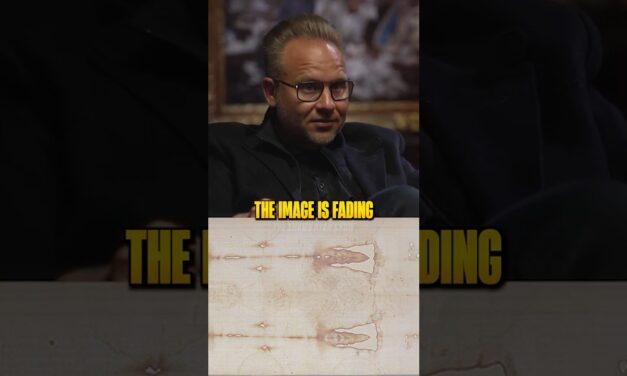 Is The Vatican Hiding The Shroud Of Turin?!