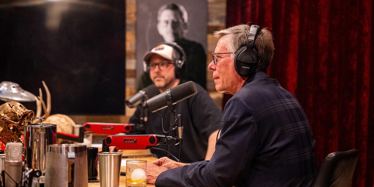 Joe Rogan Experience #2479 – Bob Lazar & Luigi Vendittelli