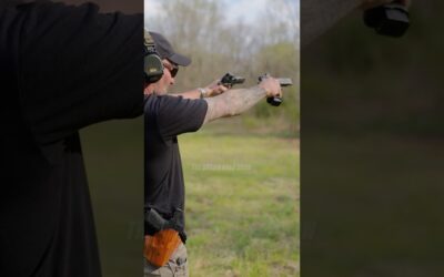 Navy SEAL Tries Dual Wielding Pistols