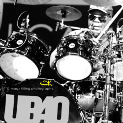 UB40 - TIDAL WAVE