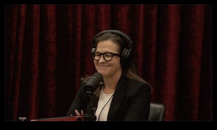 Joe Rogan Experience #2534 – Annie Jacobsen